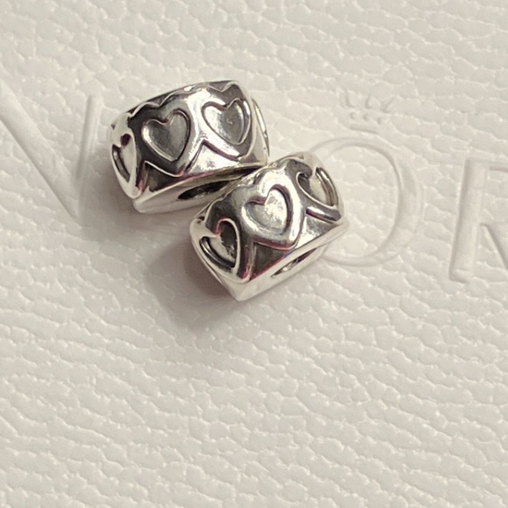 Authentic 100% Pandora 2 Heart Clips